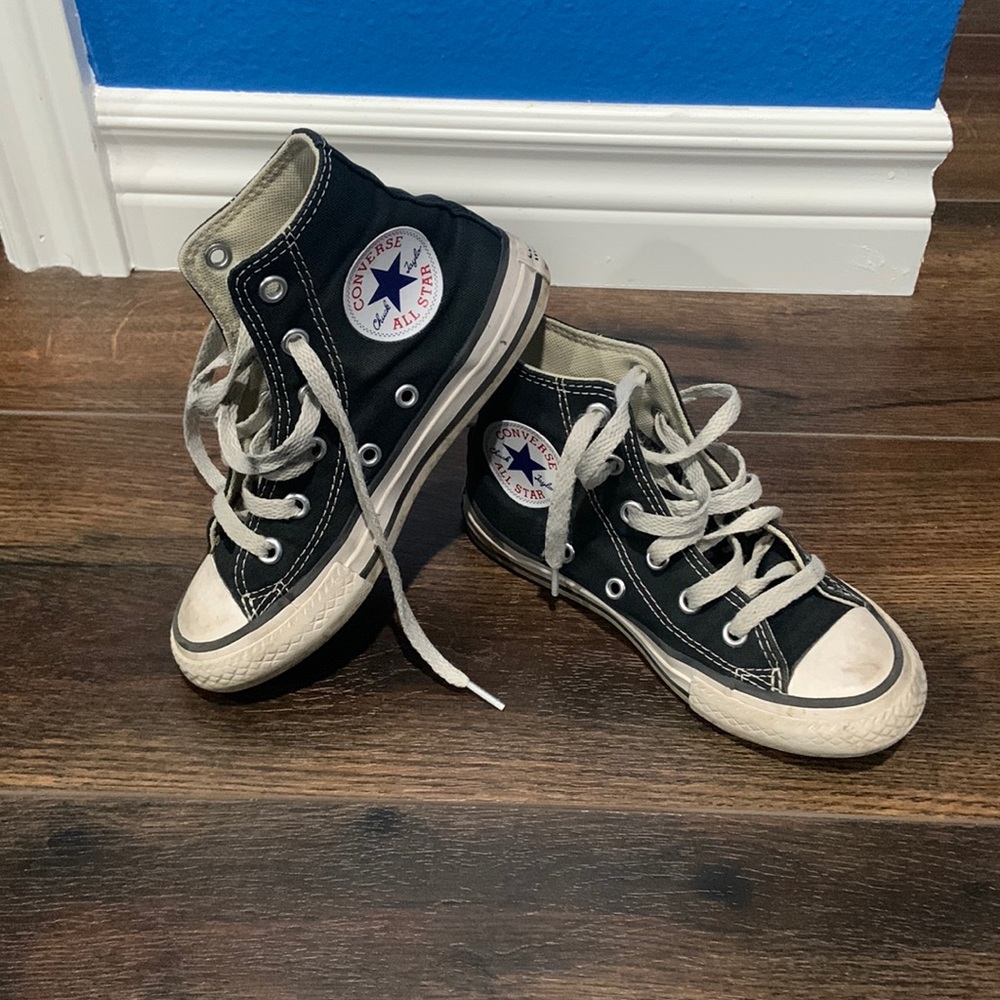 Kids converse